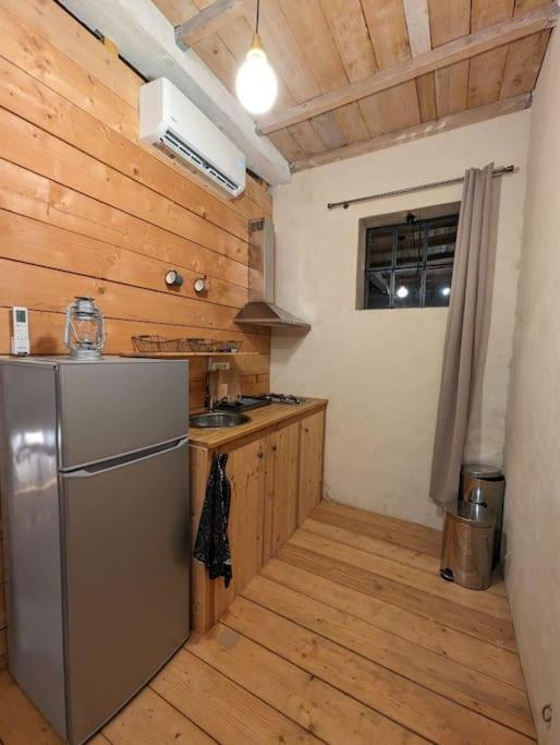 Logement - Studio Independant A Perouges Luaran gambar
