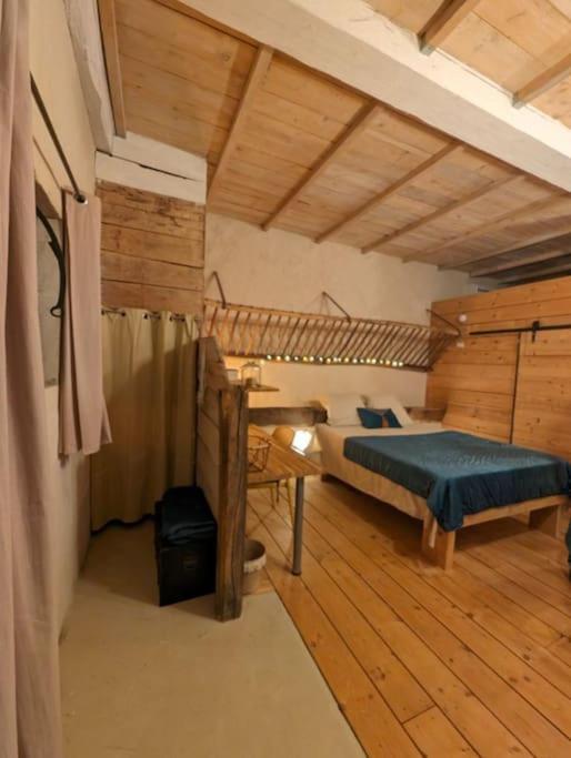 Logement - Studio Independant A Perouges Luaran gambar